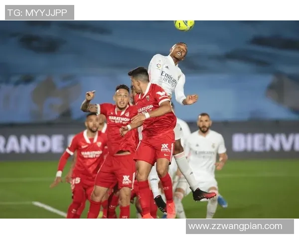 其姆奇与巴伦西亚的精彩对决揭示足球战术与团队合作的魅力 其姆奇与巴伦西亚的精彩对决揭示足球战术与团队合作的魅力