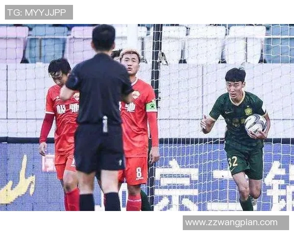 北京足球队个人能力提升的热议与未来发展趋势探讨 北京足球队个人能力提升的热议与未来发展趋势探讨